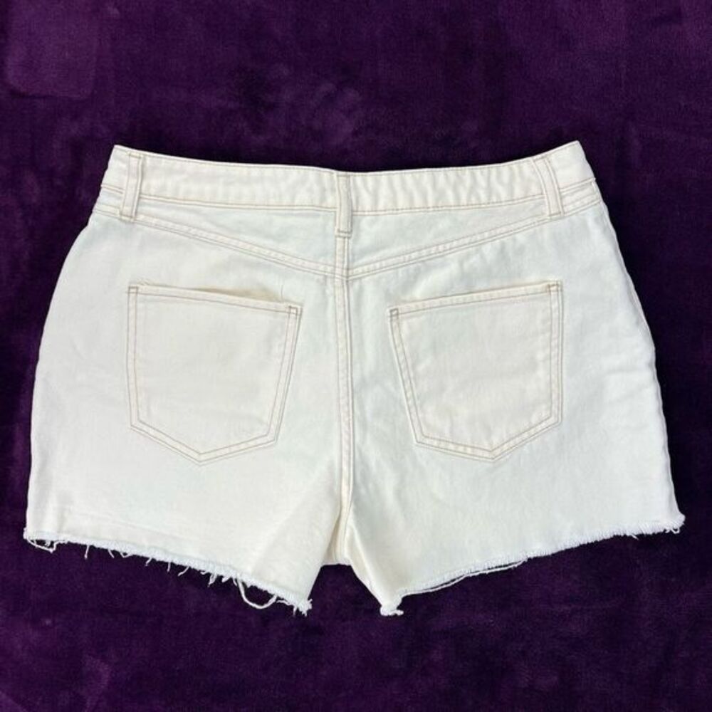 House Of Harlow 1960 Cream White High Rise Cutoff Jean Shorts Size 28 - Picture 2 of 7